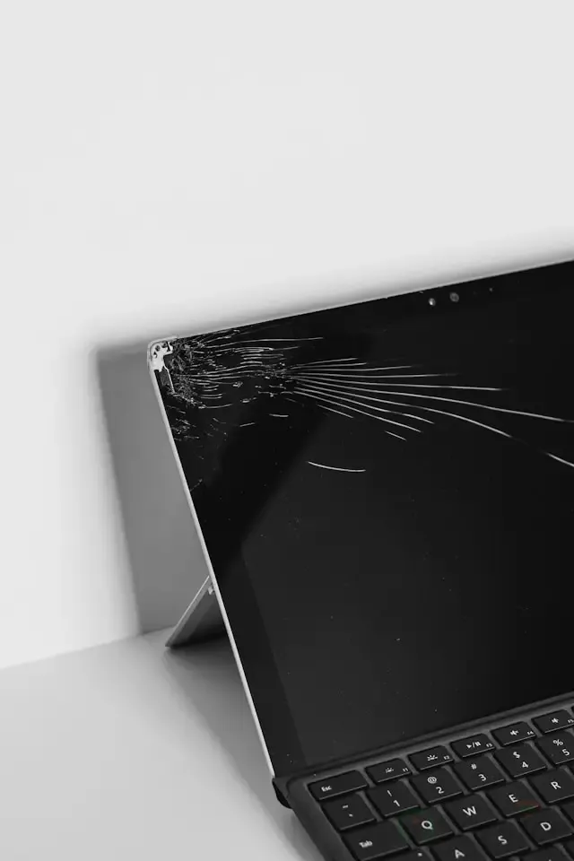 Top 10 Reasons to Buy a Laptop Display from Trusted Experts – Fast, Genuine & Affordable!